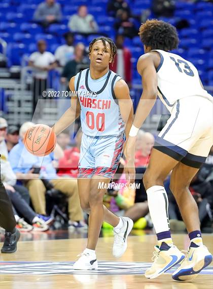Thumbnail 3 in Hirschi vs. Oak Cliff Faith Family Academy (UIL 4A State Final) photogallery.