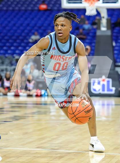 Thumbnail 1 in Hirschi vs. Oak Cliff Faith Family Academy (UIL 4A State Final) photogallery.