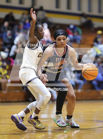 Thumbnail 2 in Terry Sanford @ Cape Fear photogallery.