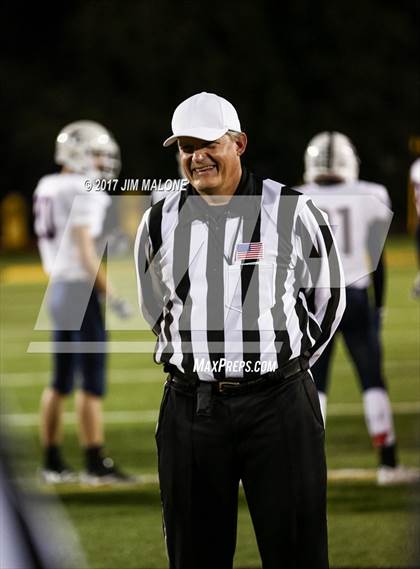 Thumbnail 1 in Moreau Catholic vs. Justin-Siena (CIF-NCS D4 Rd-1) photogallery.
