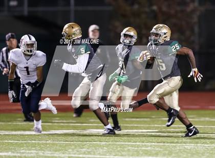 Thumbnail 3 in Moreau Catholic vs. Justin-Siena (CIF-NCS D4 Rd-1) photogallery.