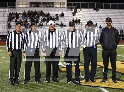 Thumbnail 3 in Moreau Catholic vs. Justin-Siena (CIF-NCS D4 Rd-1) photogallery.