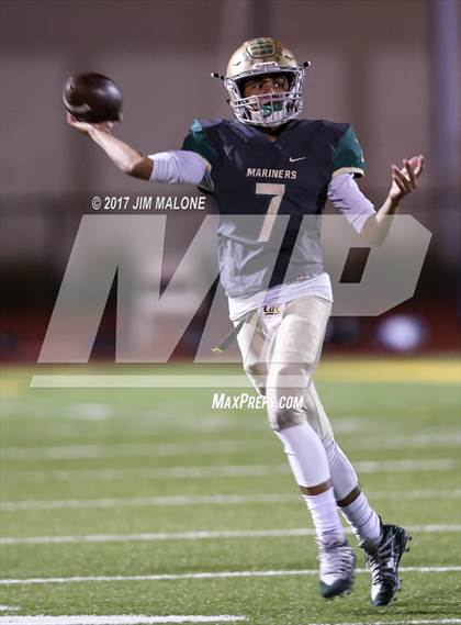 Thumbnail 2 in Moreau Catholic vs. Justin-Siena (CIF-NCS D4 Rd-1) photogallery.