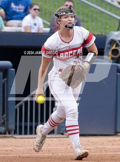 Thumbnail 3 in South Williamsport vs. Neshannock (PIAA 2A Final) photogallery.
