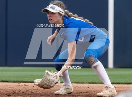 Thumbnail 1 in South Williamsport vs. Neshannock (PIAA 2A Final) photogallery.