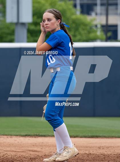 Thumbnail 3 in South Williamsport vs. Neshannock (PIAA 2A Final) photogallery.