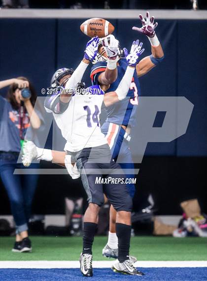 Thumbnail 2 in Independence @ Wakeland photogallery.