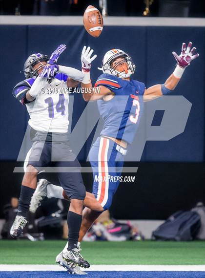Thumbnail 1 in Independence @ Wakeland photogallery.