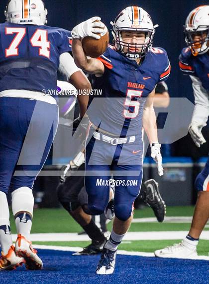 Thumbnail 1 in Independence @ Wakeland photogallery.