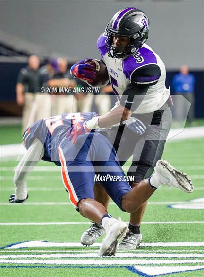 Thumbnail 1 in Independence @ Wakeland photogallery.