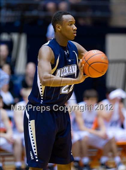 Thumbnail 1 in Clark vs. Alexander (UIL 5A Regional Semifinal) photogallery.