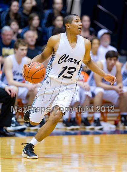 Thumbnail 1 in Clark vs. Alexander (UIL 5A Regional Semifinal) photogallery.