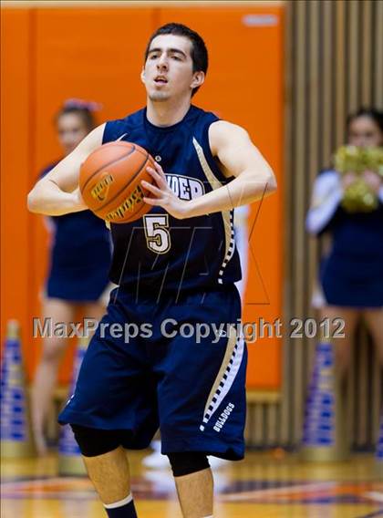 Thumbnail 3 in Clark vs. Alexander (UIL 5A Regional Semifinal) photogallery.