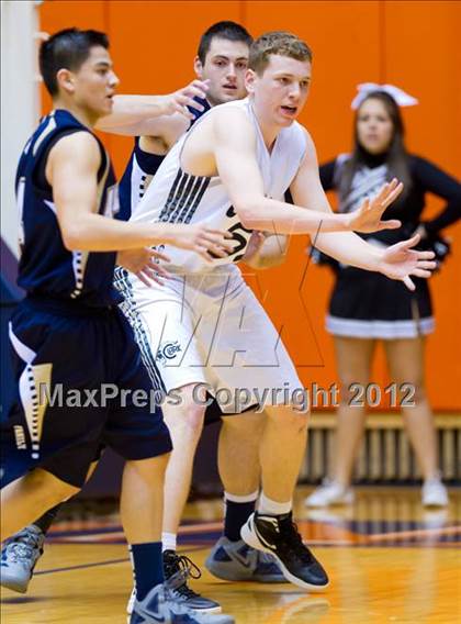 Thumbnail 3 in Clark vs. Alexander (UIL 5A Regional Semifinal) photogallery.