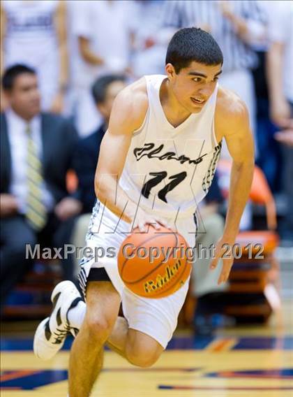 Thumbnail 3 in Clark vs. Alexander (UIL 5A Regional Semifinal) photogallery.