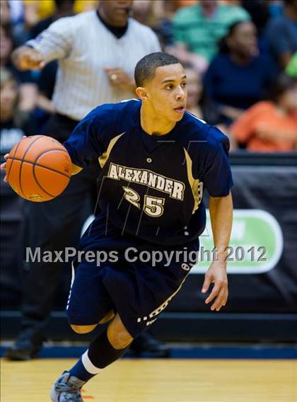 Thumbnail 1 in Clark vs. Alexander (UIL 5A Regional Semifinal) photogallery.