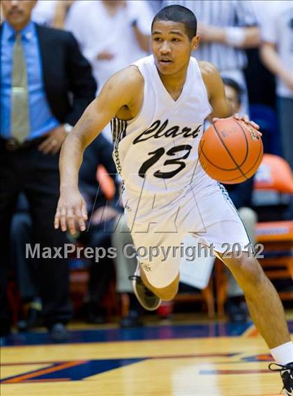 Thumbnail 1 in Clark vs. Alexander (UIL 5A Regional Semifinal) photogallery.