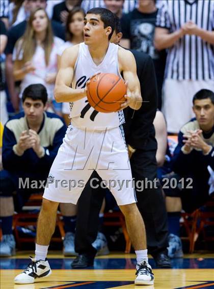 Thumbnail 3 in Clark vs. Alexander (UIL 5A Regional Semifinal) photogallery.