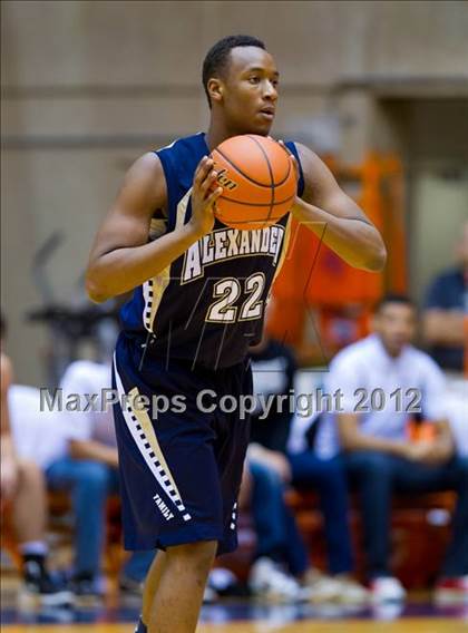 Thumbnail 2 in Clark vs. Alexander (UIL 5A Regional Semifinal) photogallery.