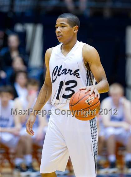 Thumbnail 3 in Clark vs. Alexander (UIL 5A Regional Semifinal) photogallery.