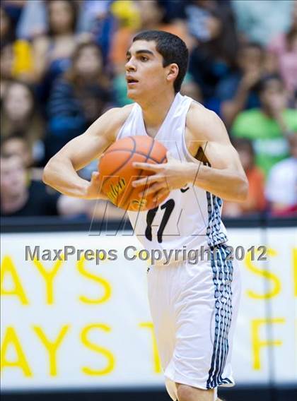 Thumbnail 3 in Clark vs. Alexander (UIL 5A Regional Semifinal) photogallery.