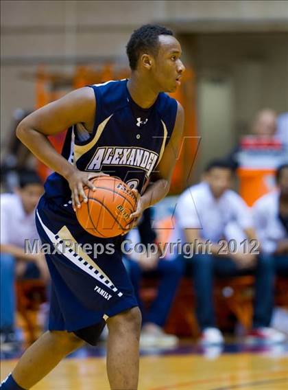 Thumbnail 1 in Clark vs. Alexander (UIL 5A Regional Semifinal) photogallery.
