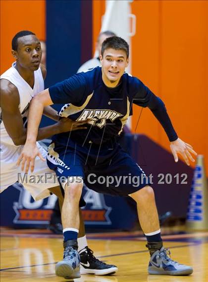 Thumbnail 2 in Clark vs. Alexander (UIL 5A Regional Semifinal) photogallery.