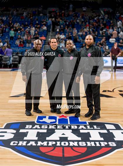 Thumbnail 1 in Flatonia vs LaPoynor (UIL 2A Basketball Semifinal) photogallery.