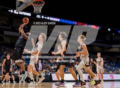 Thumbnail 3 in Flatonia vs LaPoynor (UIL 2A Basketball Semifinal) photogallery.