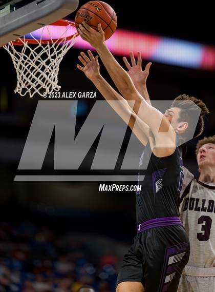 Thumbnail 2 in Flatonia vs LaPoynor (UIL 2A Basketball Semifinal) photogallery.