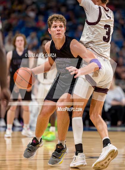 Thumbnail 2 in Flatonia vs LaPoynor (UIL 2A Basketball Semifinal) photogallery.