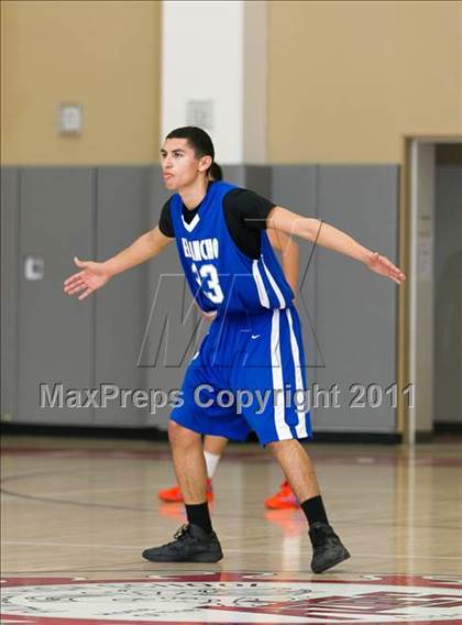 Thumbnail 2 in El Rancho vs. Xavier Prep (Palm Springs Winter Classic) photogallery.
