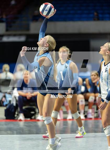 Thumbnail 2 in Woodrow Wilson vs. Spring Valley (WVSSAC Class AAAA Quarterfinal) photogallery.