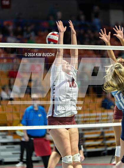 Thumbnail 2 in Woodrow Wilson vs. Spring Valley (WVSSAC Class AAAA Quarterfinal) photogallery.