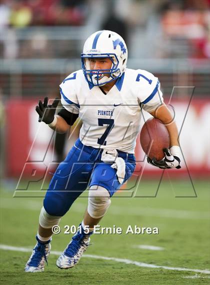 Thumbnail 2 in Pioneer vs. Wilcox @ Levi's Stadium photogallery.