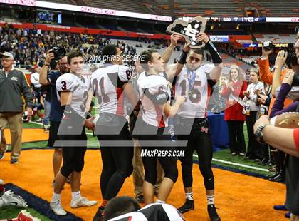 Thumbnail 2 in Chenango Forks vs. Glens Falls (NYSPHSAA Class B Final) photogallery.