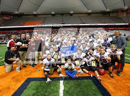 Thumbnail 1 in Chenango Forks vs. Glens Falls (NYSPHSAA Class B Final) photogallery.