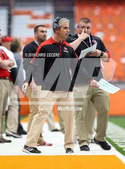 Thumbnail 2 in Chenango Forks vs. Glens Falls (NYSPHSAA Class B Final) photogallery.