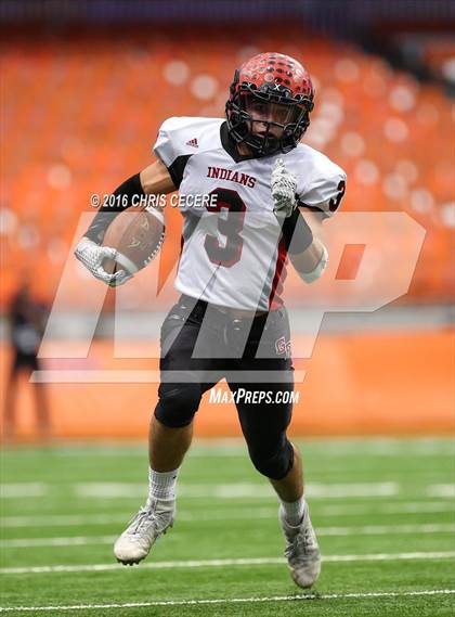 Thumbnail 2 in Chenango Forks vs. Glens Falls (NYSPHSAA Class B Final) photogallery.