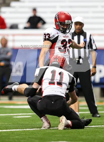 Thumbnail 2 in Chenango Forks vs. Glens Falls (NYSPHSAA Class B Final) photogallery.