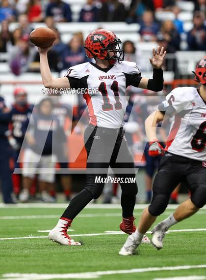 Thumbnail 2 in Chenango Forks vs. Glens Falls (NYSPHSAA Class B Final) photogallery.