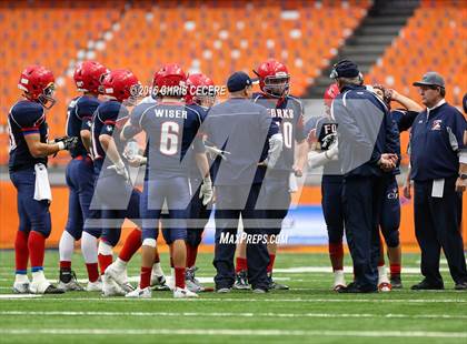 Thumbnail 3 in Chenango Forks vs. Glens Falls (NYSPHSAA Class B Final) photogallery.
