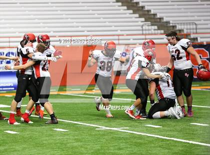 Thumbnail 1 in Chenango Forks vs. Glens Falls (NYSPHSAA Class B Final) photogallery.