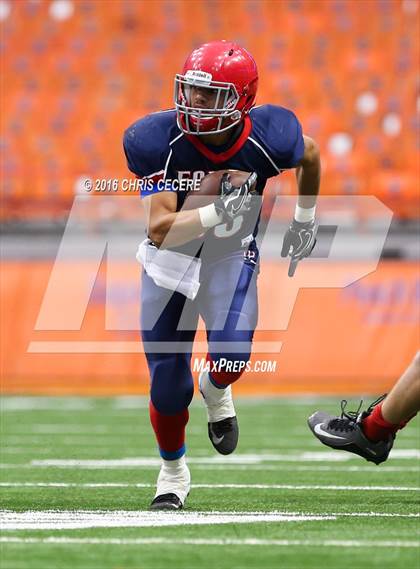 Thumbnail 3 in Chenango Forks vs. Glens Falls (NYSPHSAA Class B Final) photogallery.