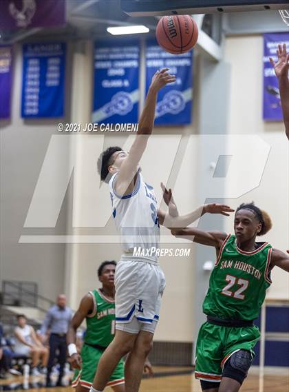 Thumbnail 1 in Lanier [Sidney] vs Sam Houston photogallery.