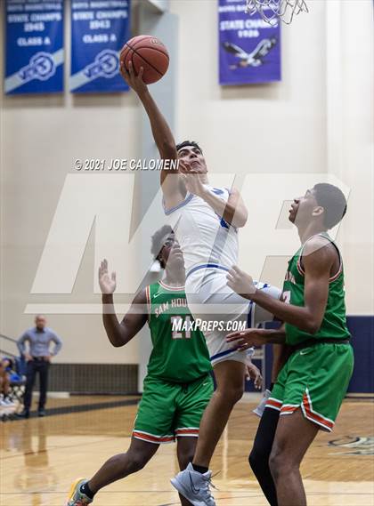 Thumbnail 3 in Lanier [Sidney] vs Sam Houston photogallery.