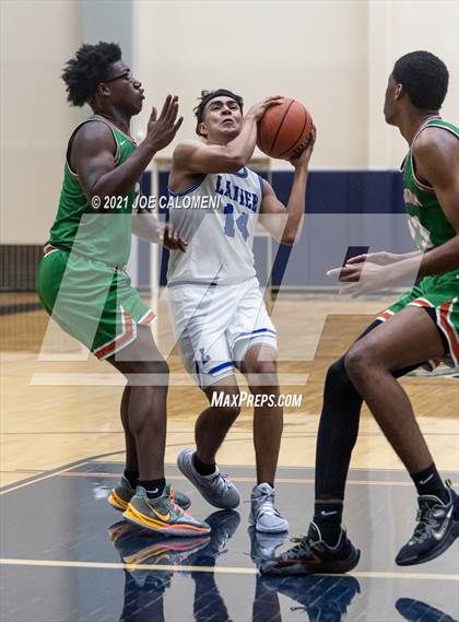 Thumbnail 2 in Lanier [Sidney] vs Sam Houston photogallery.
