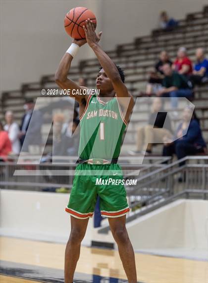 Thumbnail 2 in Lanier [Sidney] vs Sam Houston photogallery.