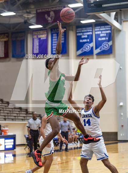 Thumbnail 2 in Lanier [Sidney] vs Sam Houston photogallery.