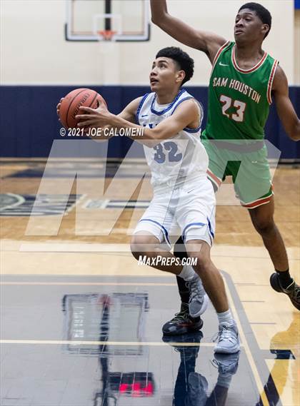 Thumbnail 3 in Lanier [Sidney] vs Sam Houston photogallery.